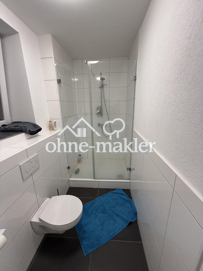 WG-Zimmer in 3er-WG mit Küche, zwei Bädern und Terrasse - Photo 5