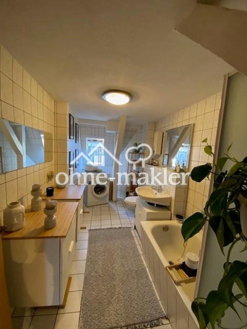 Im Herzen von Halle: 4-Zimmer-Wohnung im ruhigen Hinterhaus gelegen - Photo 4