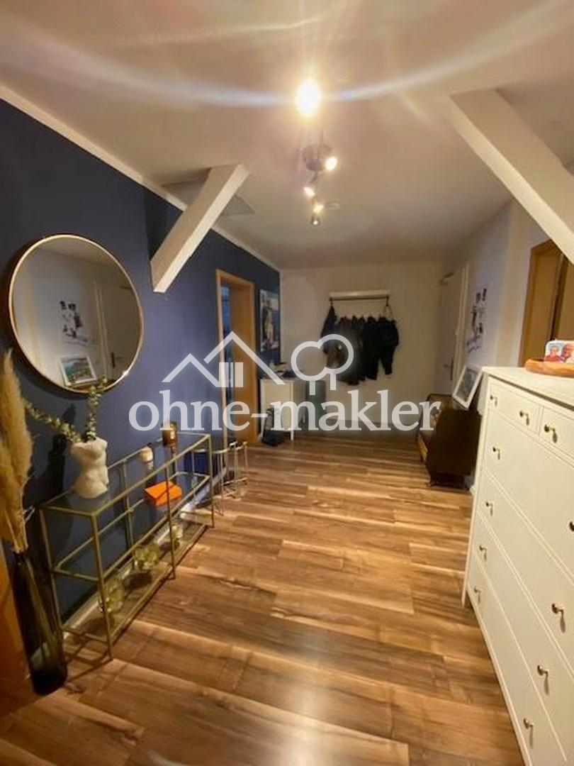 Im Herzen von Halle: 4-Zimmer-Wohnung im ruhigen Hinterhaus gelegen - Photo 2