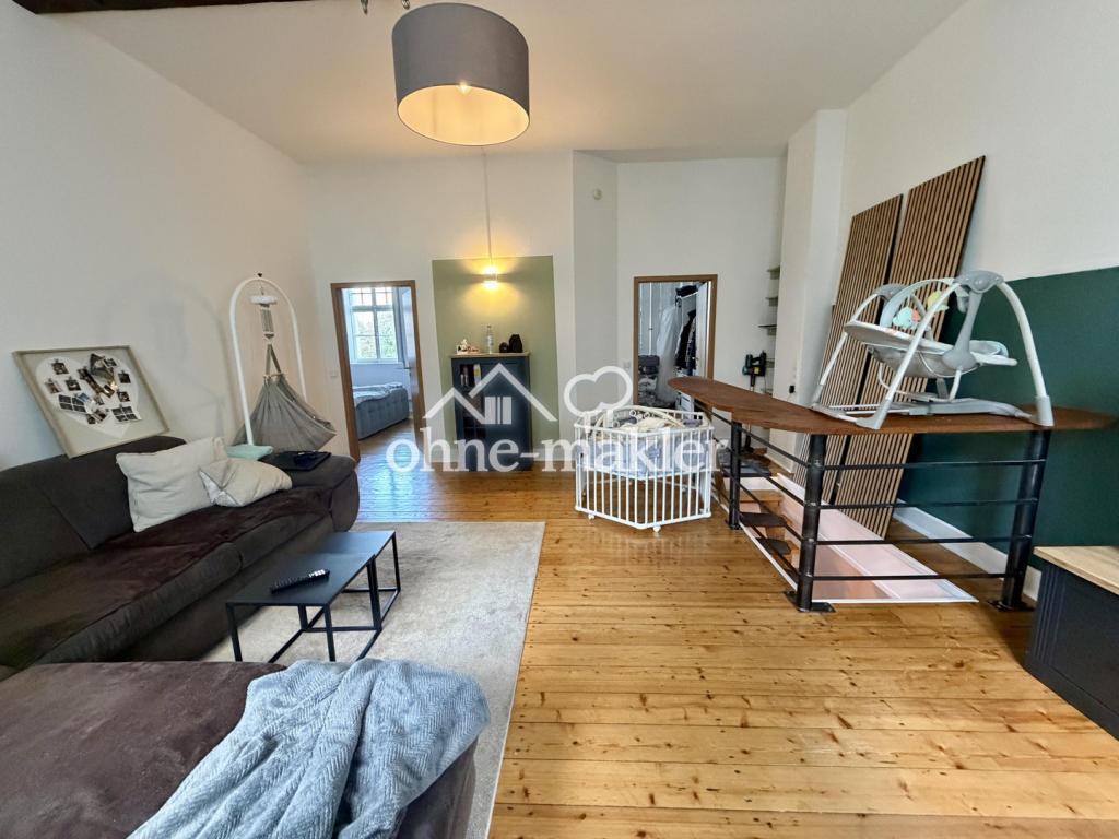 Maisonette-Wohnung mit Altbaucharme & privater Terrasse - Photo 2