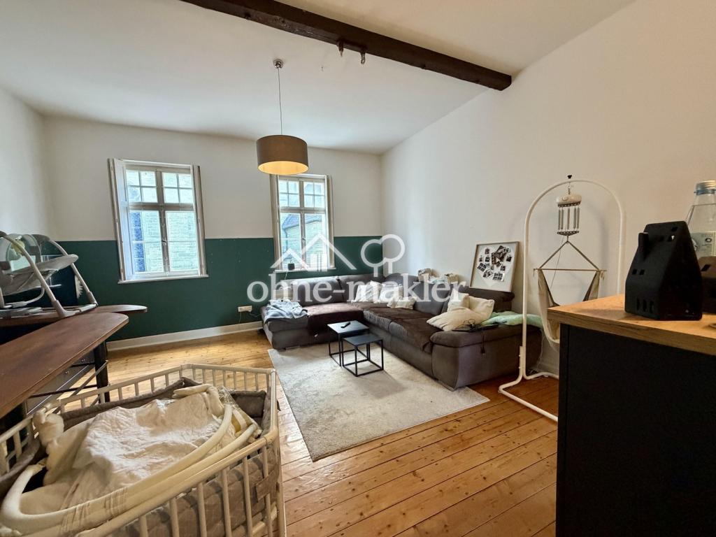 Maisonette-Wohnung mit Altbaucharme & privater Terrasse - Photo 1