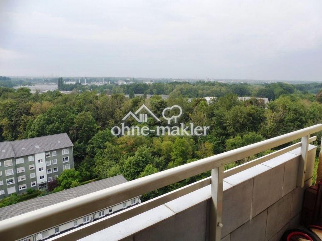 Leverkusen- Alkenrath 2,5 Zimmer, 2 Balkone mit Sauna und Fernsicht - Photo 1
