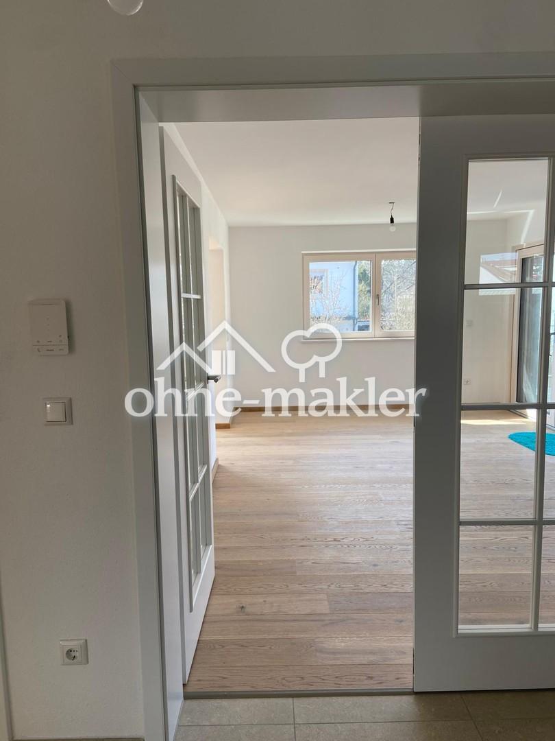 Außergewöhnlich! 4,5-Zimmer Maisonette-Wohnung in Top-Lage von Grafing - Photo 2