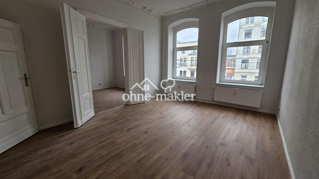 Großzügige 3-Zimmer-Wohnung, frisch modernisiert, Dusch-Wannenbad - Foto 1