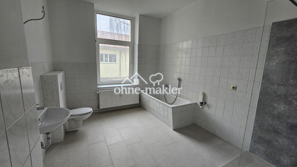 Großzügige 3-Zimmer-Wohnung, frisch modernisiert, Dusch-Wannenbad - Foto 4