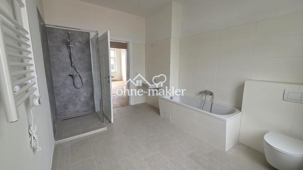 Großzügige 3-Zimmer-Wohnung, frisch modernisiert, Dusch-Wannenbad - Photo 5