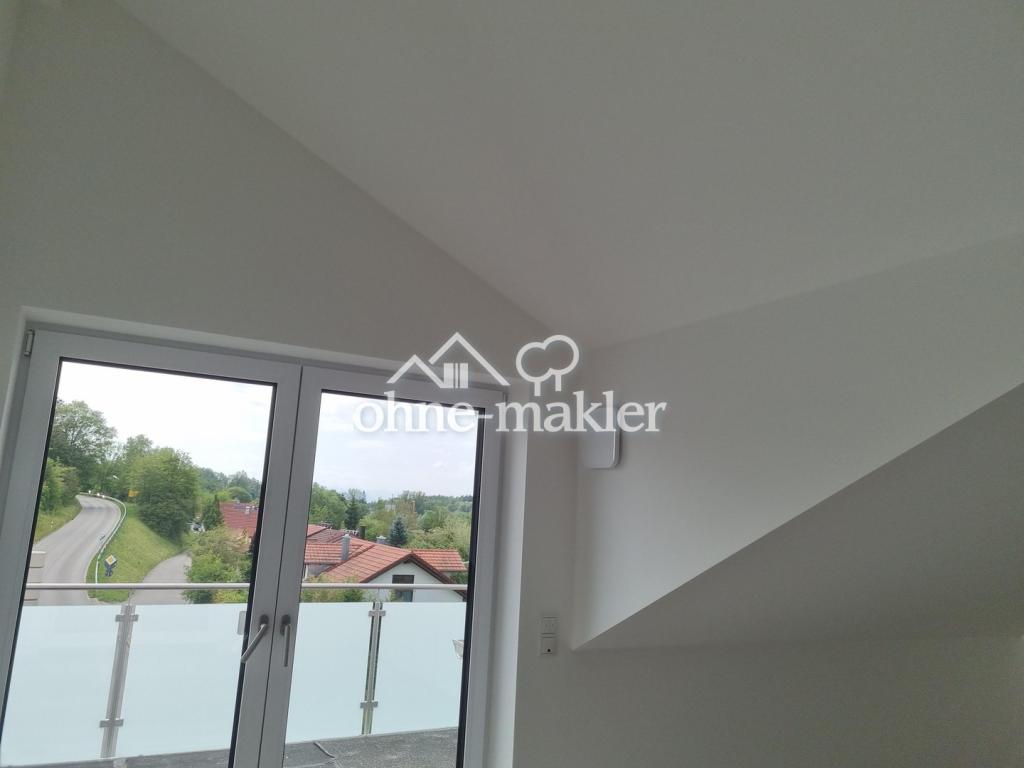 Erstbezug - großzügige bildschöne 3-Zi.-DG-Whg. mit Balkon u. Loggia in Grafing mit Traumblick - Photo 5