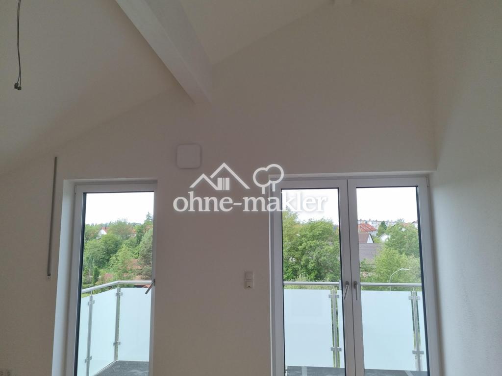 Erstbezug - großzügige bildschöne 3-Zi.-DG-Whg. mit Balkon u. Loggia in Grafing mit Traumblick - Photo 4