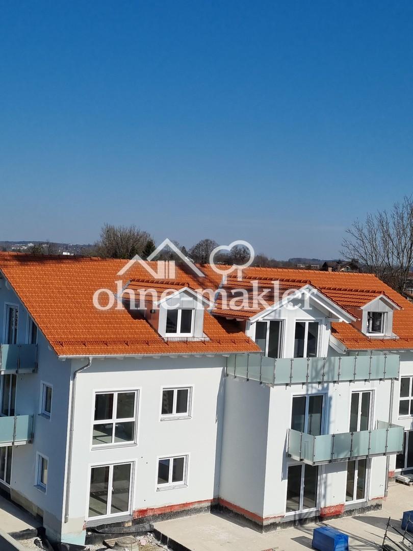 Erstbezug - großzügige bildschöne 3-Zi.-DG-Whg. m. Blk. u. Loggia in Grafing mit Traumblick - Foto 4