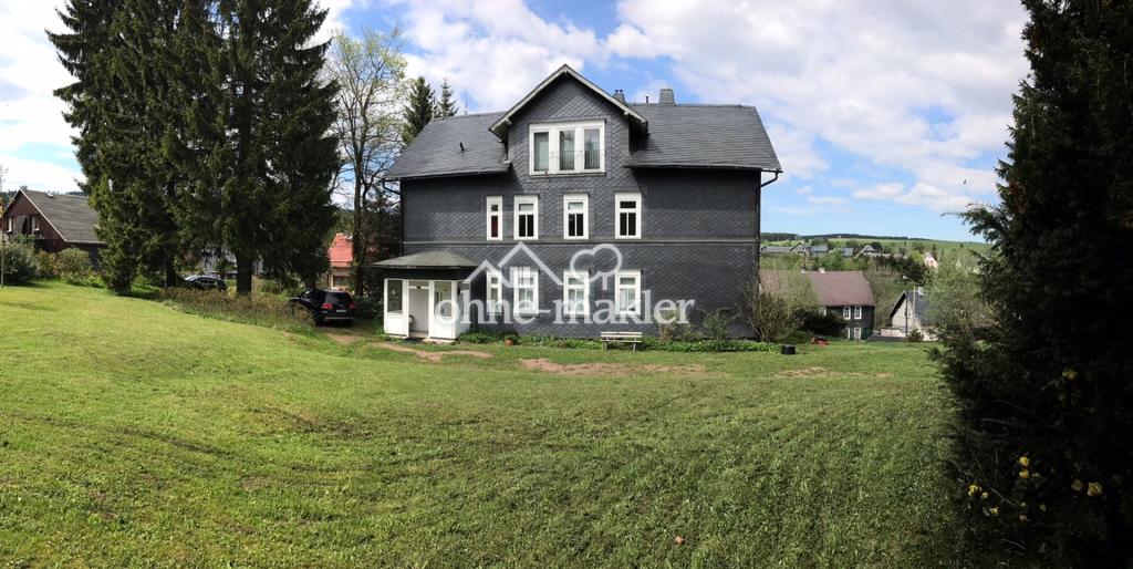 Hausansicht vom Garten