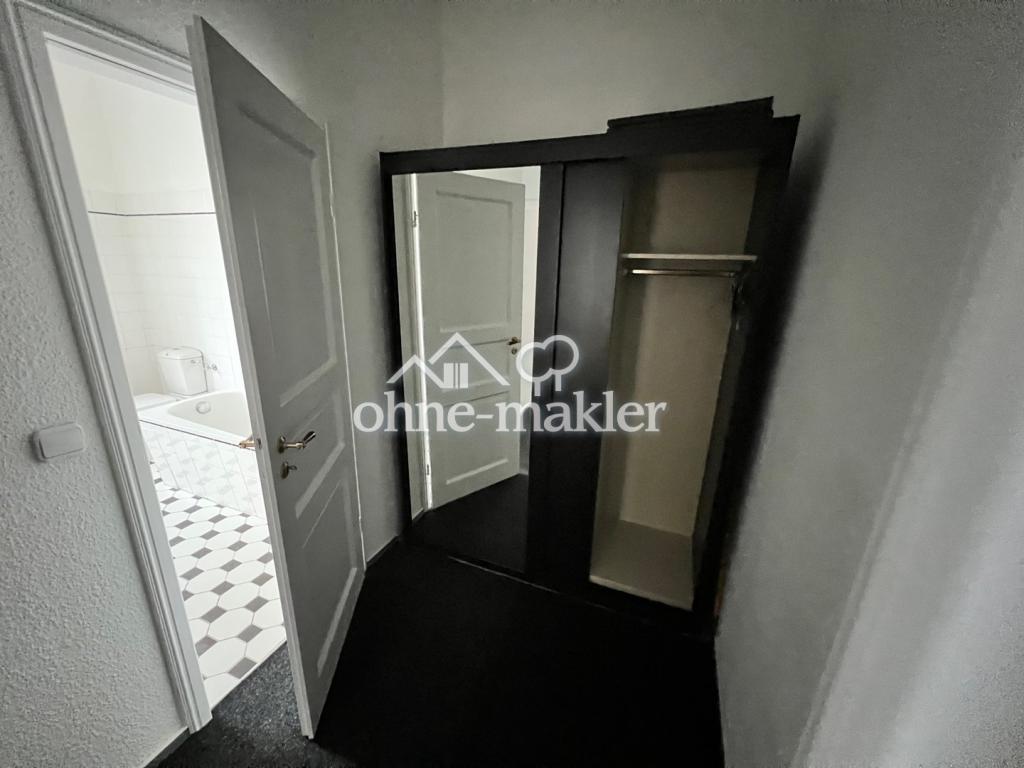 Kleiderschrank im Flur