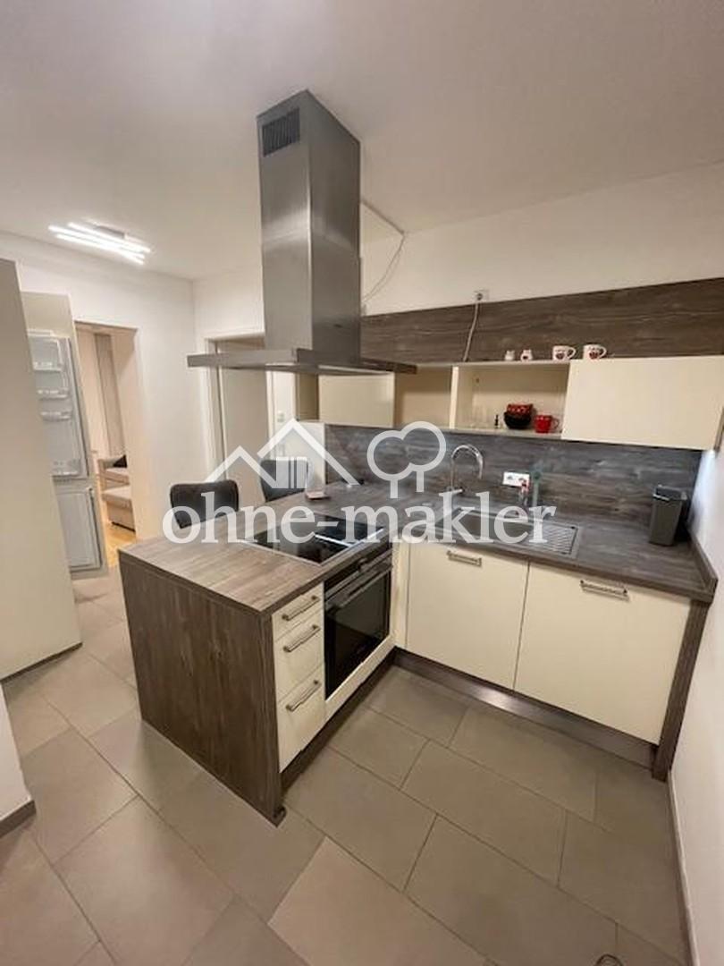 Stilvolle, neuwertige vollständig möbilierte 1,5-Zimmer-Erdgeschosswohnung - Photo 4