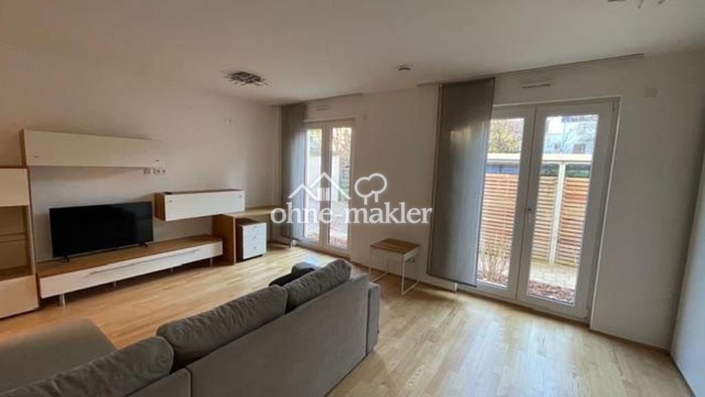 Stilvolle, neuwertige vollständig möbilierte 1,5-Zimmer-Erdgeschosswohnung - Photo 1
