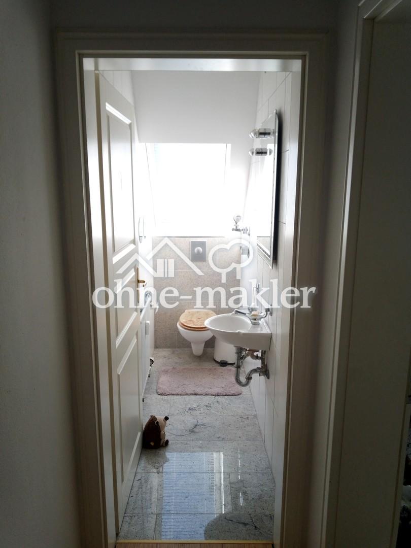 Helle, freundliche Dachgeschoß- Wohnung 2 ZKB - Photo 3