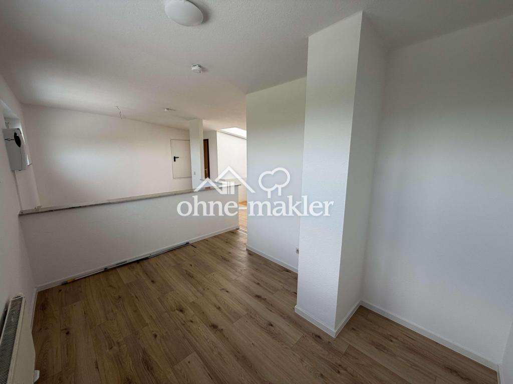 Helle renovierte Galeriewohnung mit Tiefgaragenstellplatz - Photo 5