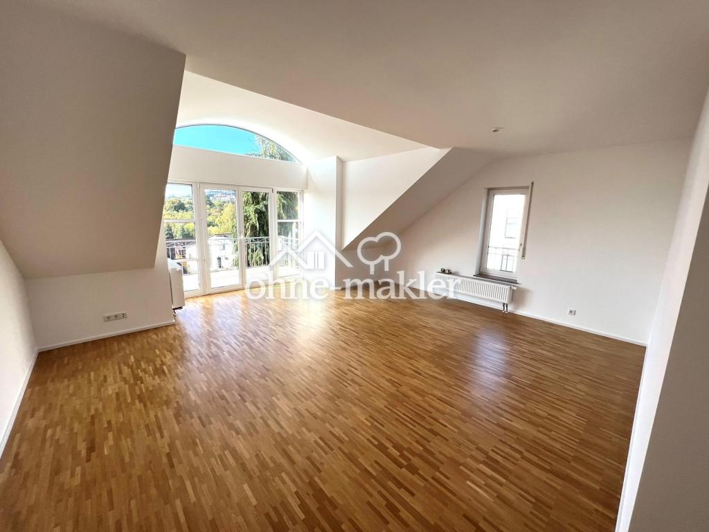 Sonnenverwöhnte 3-Zimmer DG-Wohnung mit Blick ins Grüne - Foto 1