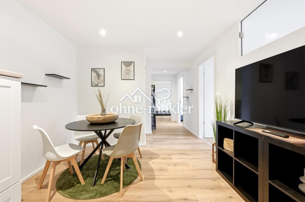 Nach Kernsanierung - zentrale voll möblierte 4-Zimmer Wohnung - Foto 1