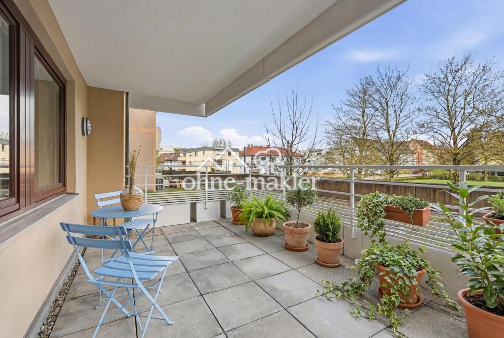 Nach Kernsanierung - zentrale voll möblierte 4-Zimmer Wohnung - Photo 4