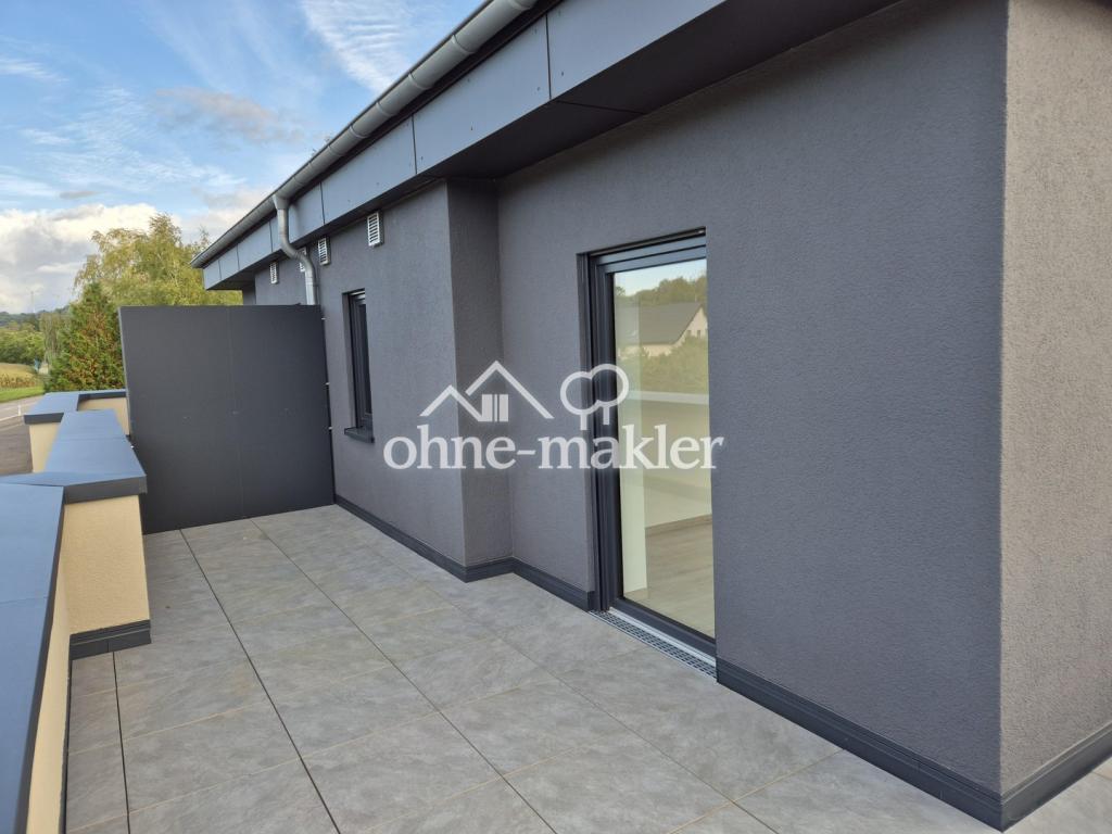 Hochwertige Neubau Penthouse Wohnung in Wadern, 2zkb 89m² EEK A+ - Photo 2
