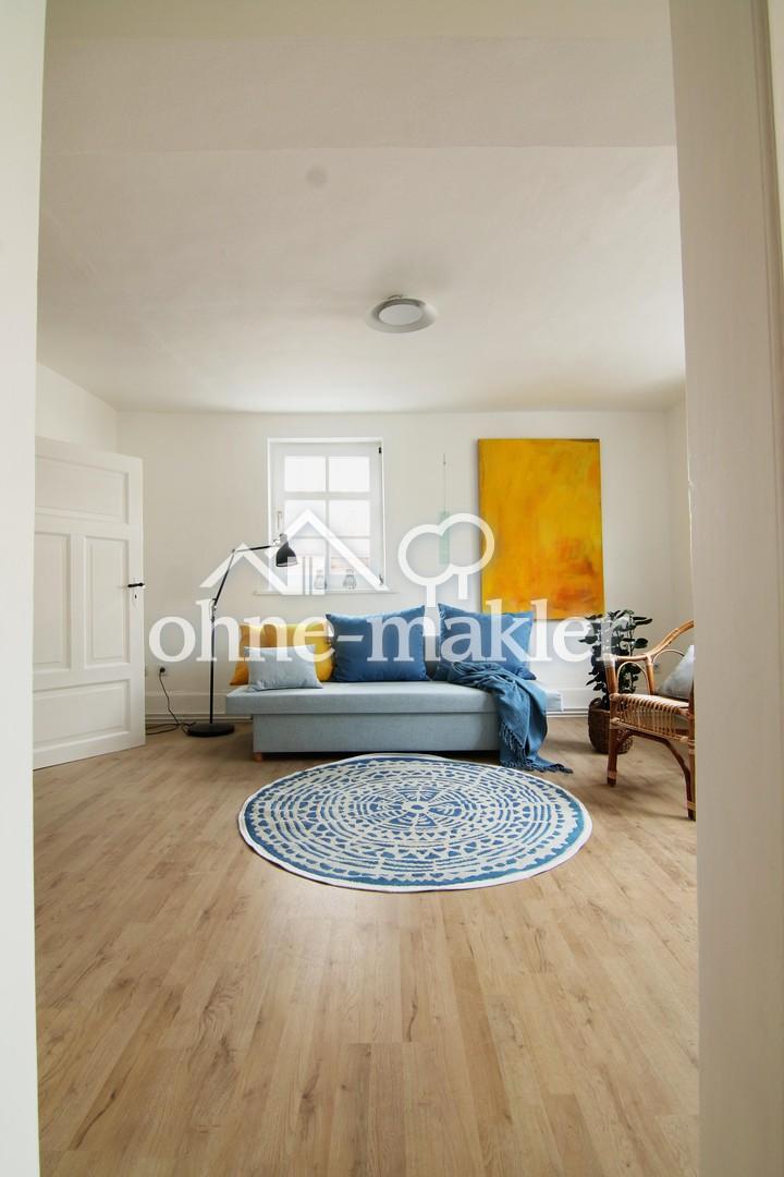 Stilvolle 2,5-Zimmer-Wohnung im Altbau – möbliert & gemütlich - Photo 1