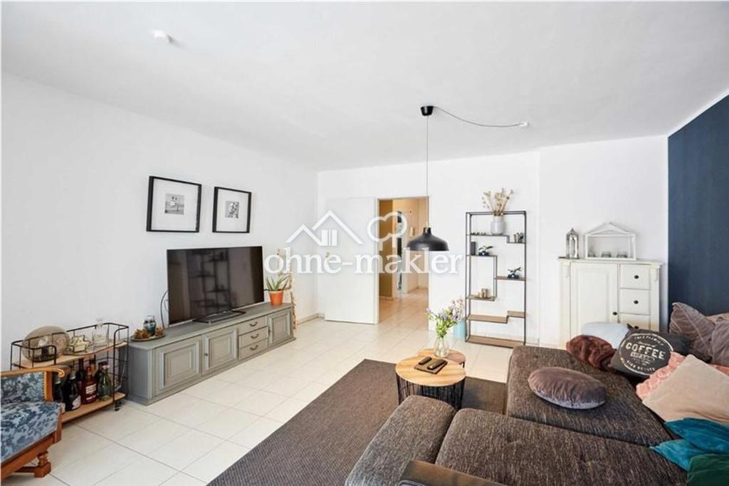 Zentrale Erdgeschosswohnung mit neuem Bad & Sonnenterrasse/ für Paare und Singles! - Photo 2