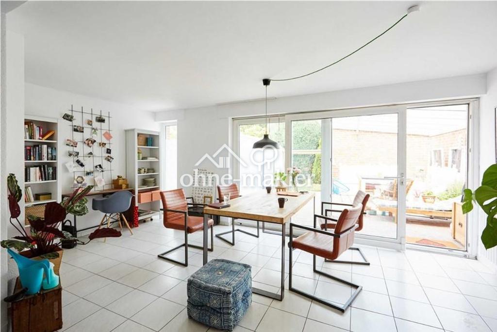 Zentrale Erdgeschosswohnung mit neuem Bad & Sonnenterrasse/ für Paare und Singles! - Photo 4