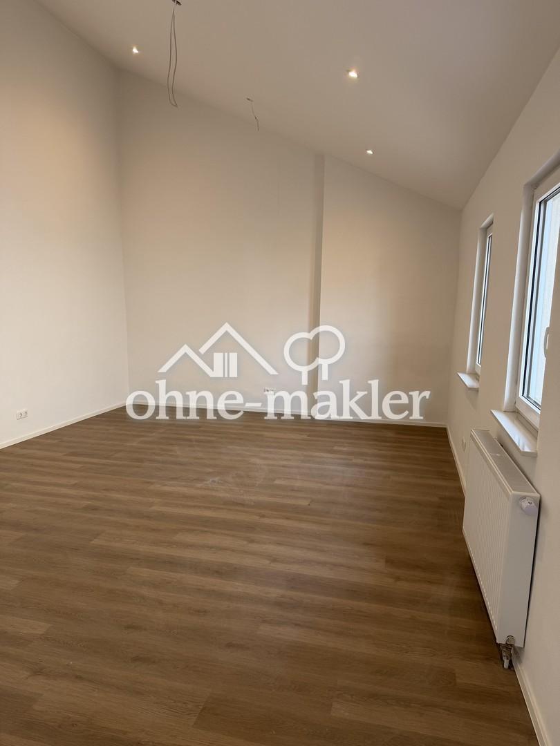 renoviertes Haus 4 Zimmer Küche Bad mit Hof und Garage Worms Abenheim - Photo 2