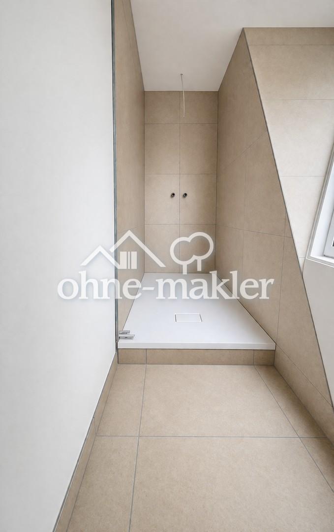 Erstbezug nach Dachausbau – moderne 2-Zimmer-Wohnung mit Effizienzklasse A - Photo 2