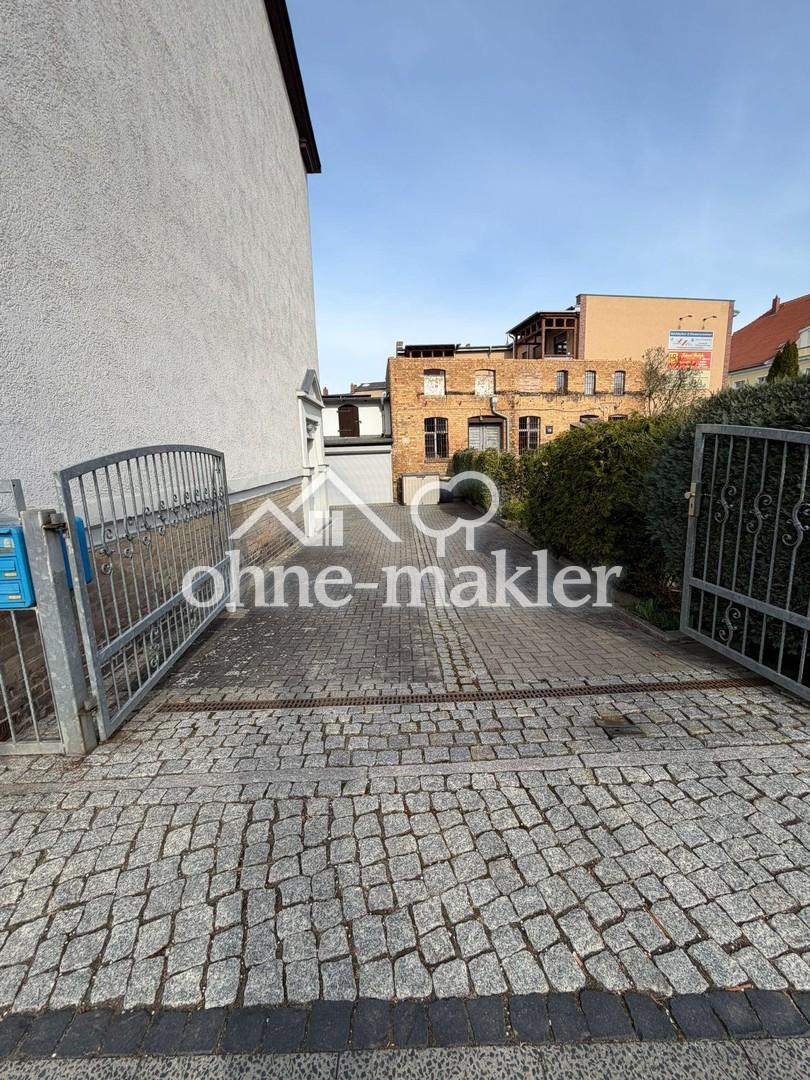 Schöne 3-Raum Dachgeschosswohnung mit zwei Keller und einem Stellplätzen im Herzen von Eberswalde - Foto 2