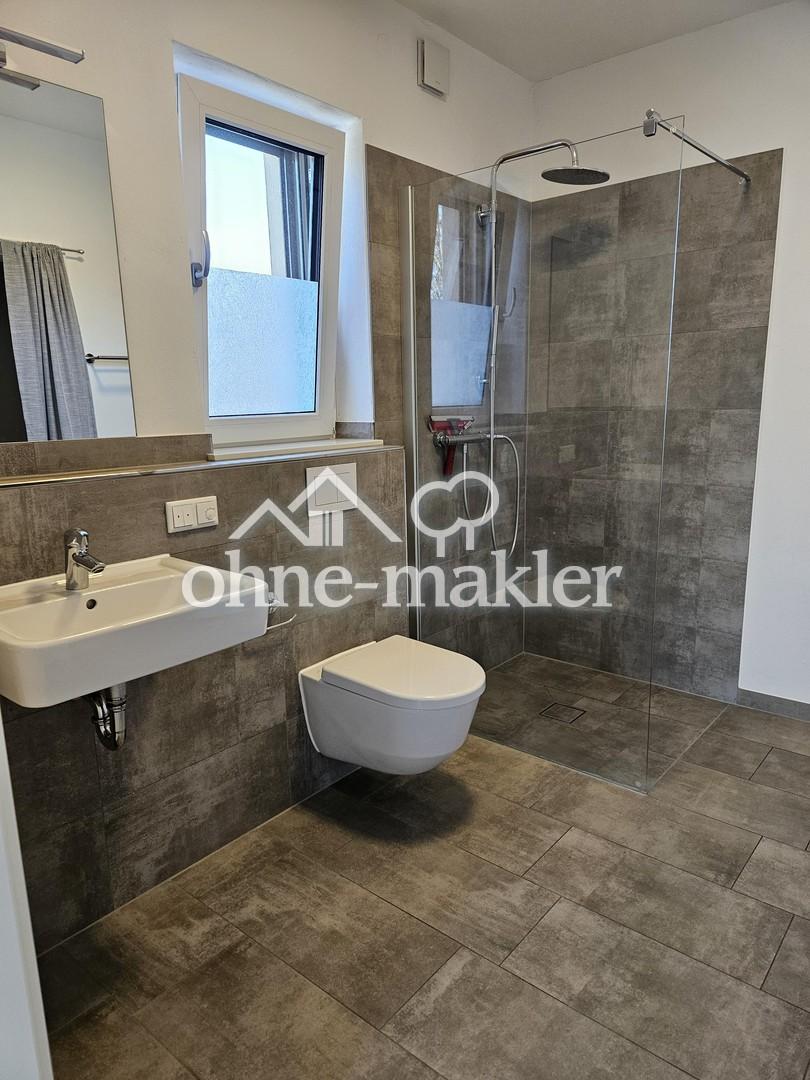 Sehr schöne 2-Zimmer-Wohnung mit Terrasse - Photo 1