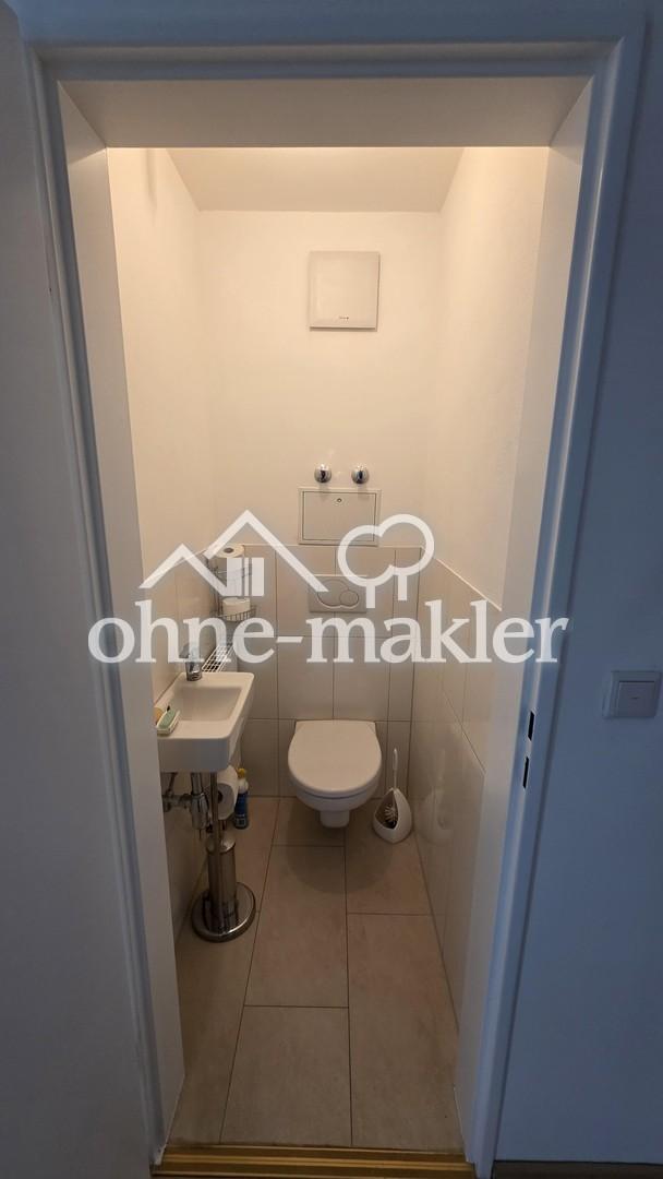 3 Zimmer-Wohnung im ersten Obergeschoss mit Balkon, renoviert und sofort verfügbar! - Photo 2