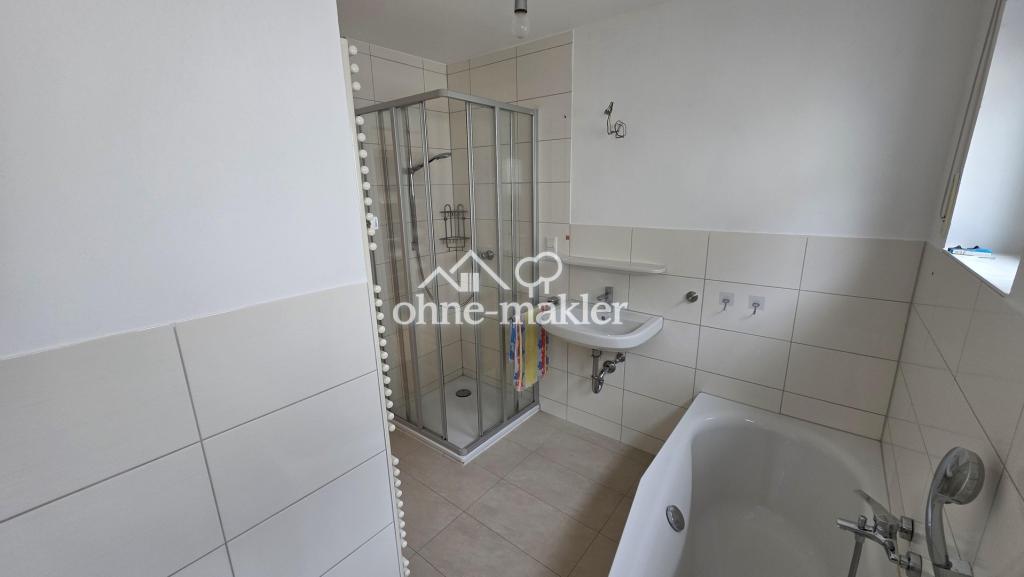 Moderne 3 Zimmer-Wohnung im EG mit Garten und Nebenräumen - Photo 2
