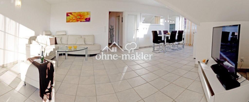 Maisonette-Wohnung mit Garten, Carport & traumhaftem Weitblick – Wohnen wie im eigenen Haus - Photo 1