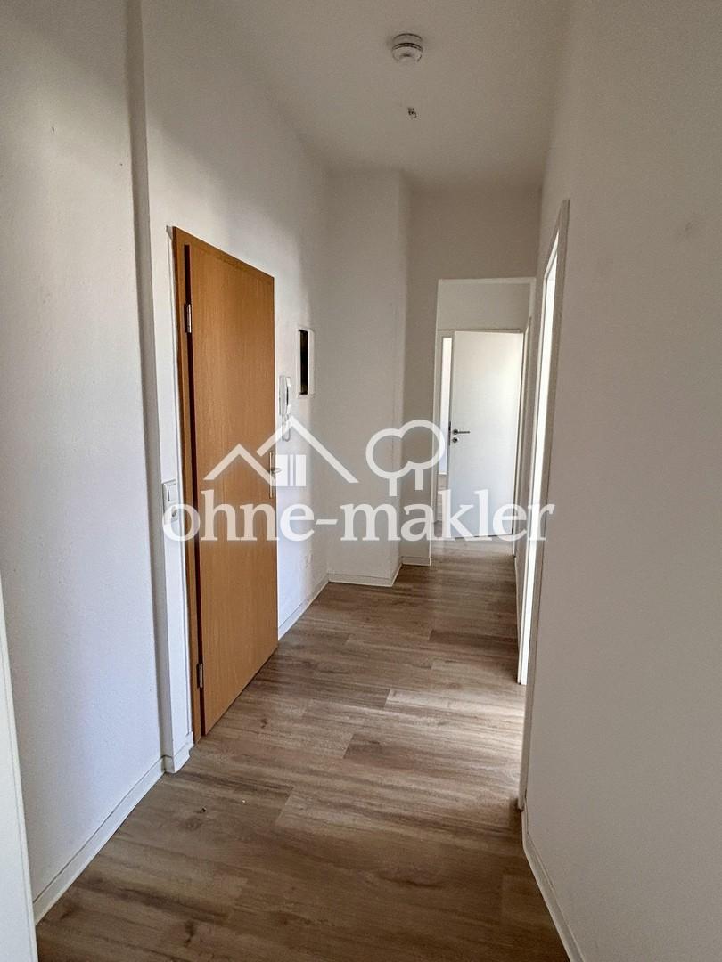 frisch renovierte Wohnung mit Wanne & Dusche & Stellplatz bei Bedarf - Photo 3