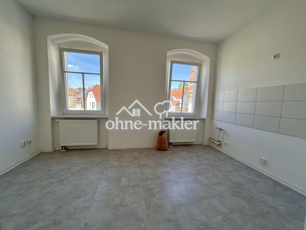 frisch renoviert mit Wanne & Dusche & Stellplatz bei Bedarf - Photo 1