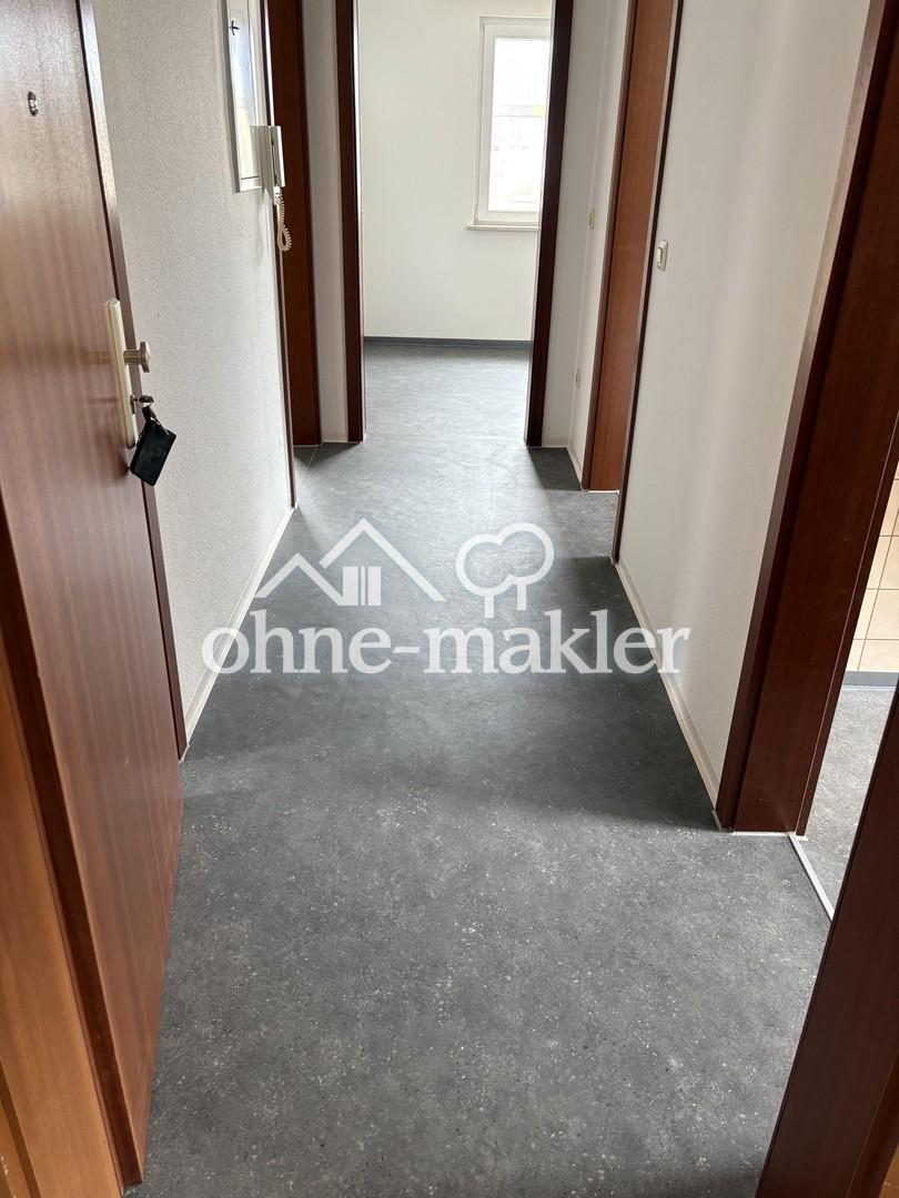 Schöne Lage! Helle 2,5-Zimmer-Wohnung mit Balkon + Garage - Foto 5