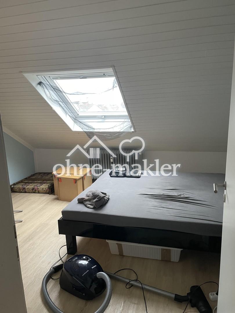 Schöne vollmöblierte 3,5-Zimmer Dachgeschosswohnung in Mannheim-Neckarau - Photo 4