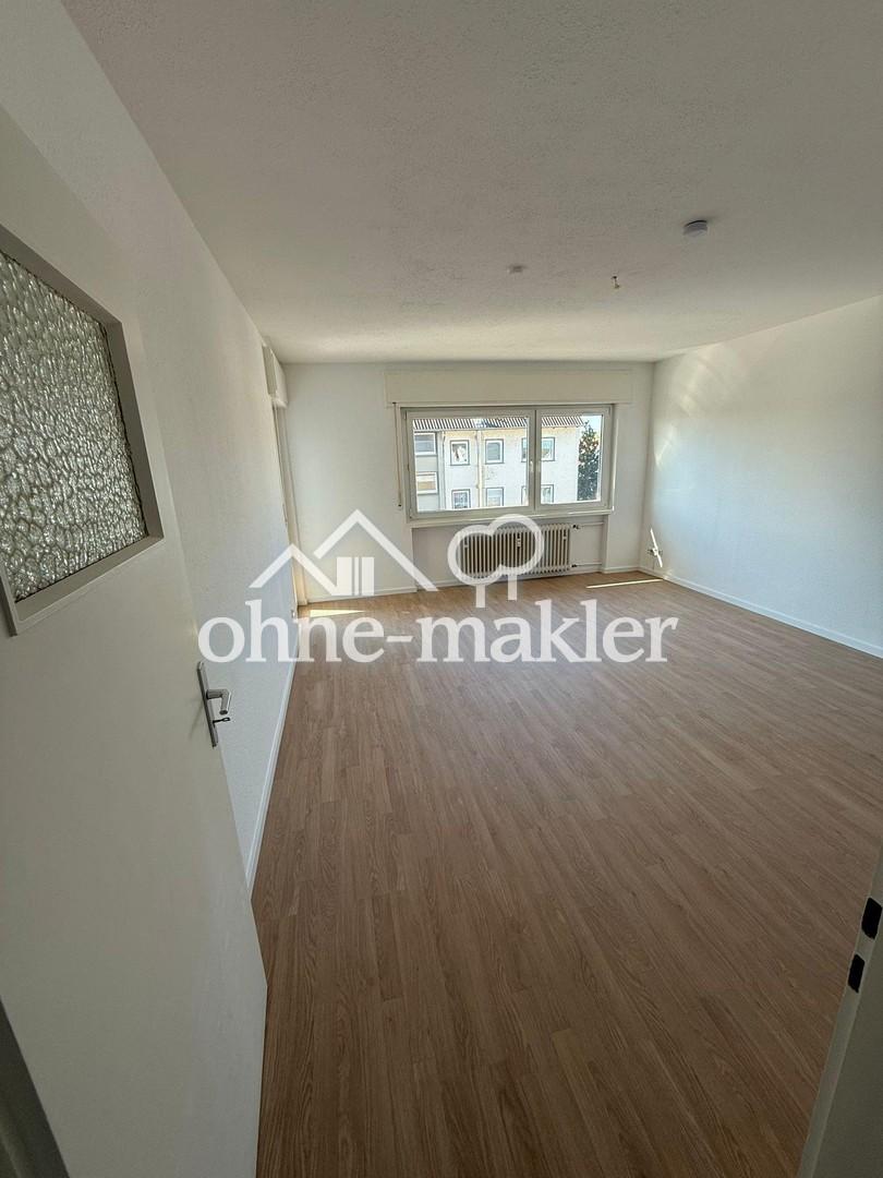 Erstbezug nach Kernsanierung – Sonnendurchflutete 4-Zimmer-Wohnung mit Balkon in Eggenstein - Photo 2