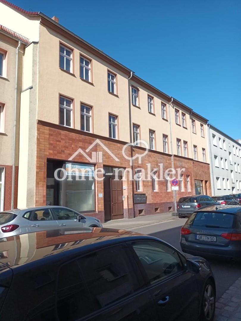 Familientraum: Große 3,5 ZKB mit Balkon im Zentrum von Weißwasser/OL beim Marktplatz - Foto 2