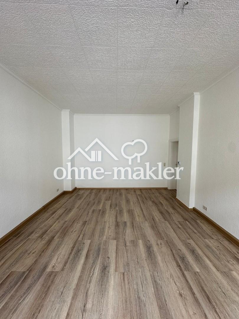 Familientraum: Große 3,5 ZKB mit Balkon im Zentrum von Weißwasser/OL beim Marktplatz - Foto 1