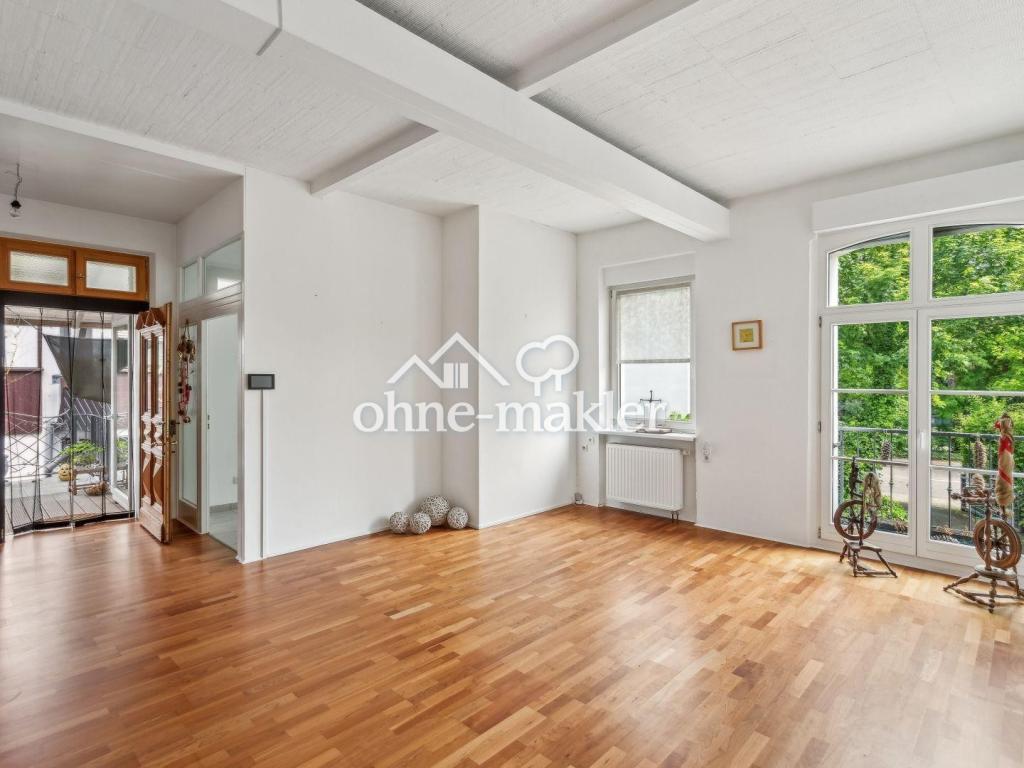193m² Traumwohnung: Maisonette + Terrasse + Garten + Garage! - Photo 1