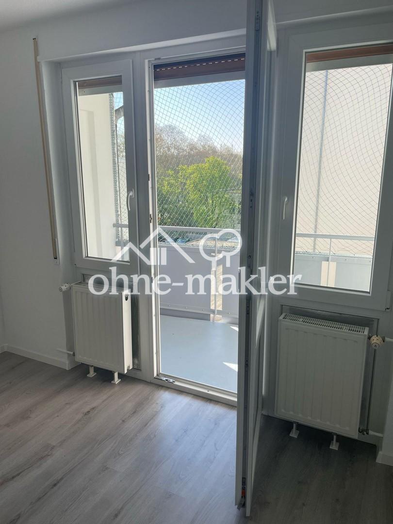 frisch renovierte 2-Zimmerwohnung mit Balkon und Garage - Photo 4