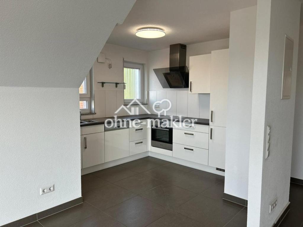 sonnige Wohnung mit 3,5 Zimmern und Balkon in Sindelfingen - Foto 1