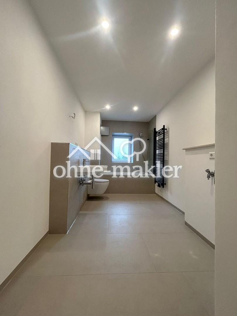 Großzügige 3-R.-DG-Wohnung – Erstbezug nach hochwertiger Sanierung - Foto 2