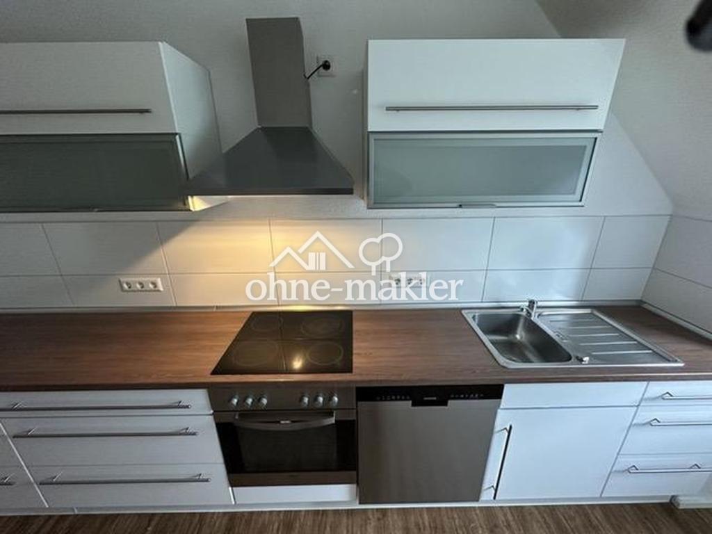 Großzügige Dachgeschosswohnung in Grafschaft - Photo 1