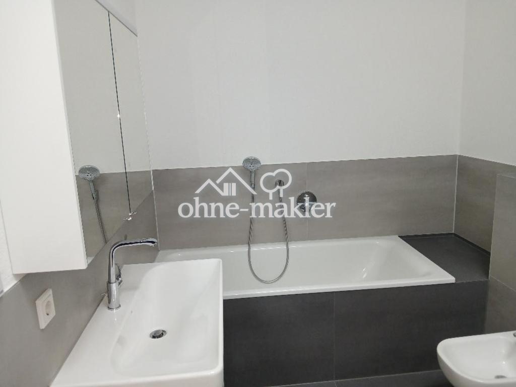 Dachgeschoßwohnung mit weitem Blick über Hadamar - Photo 4