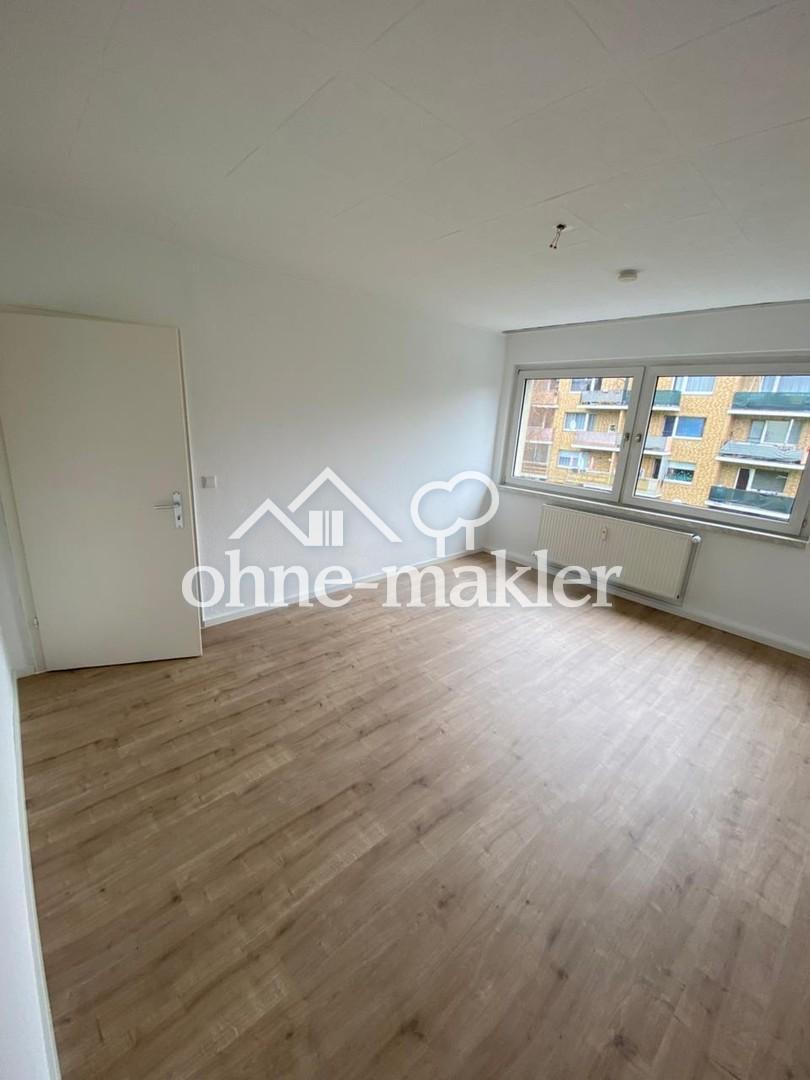 Frisch sanierte 3-Zimmer Wohnung mit Balkon - Foto 1