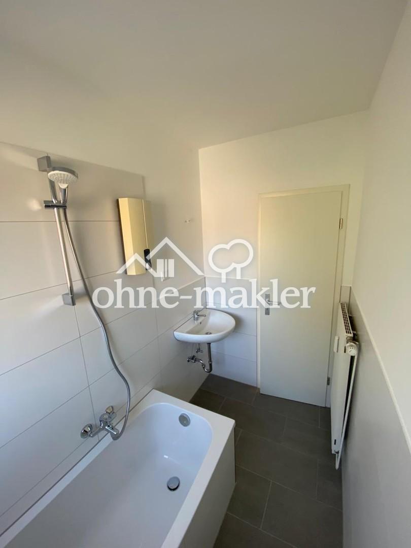 Frisch sanierte 2-Zimmer Wohnung mit Balkon - Photo 1