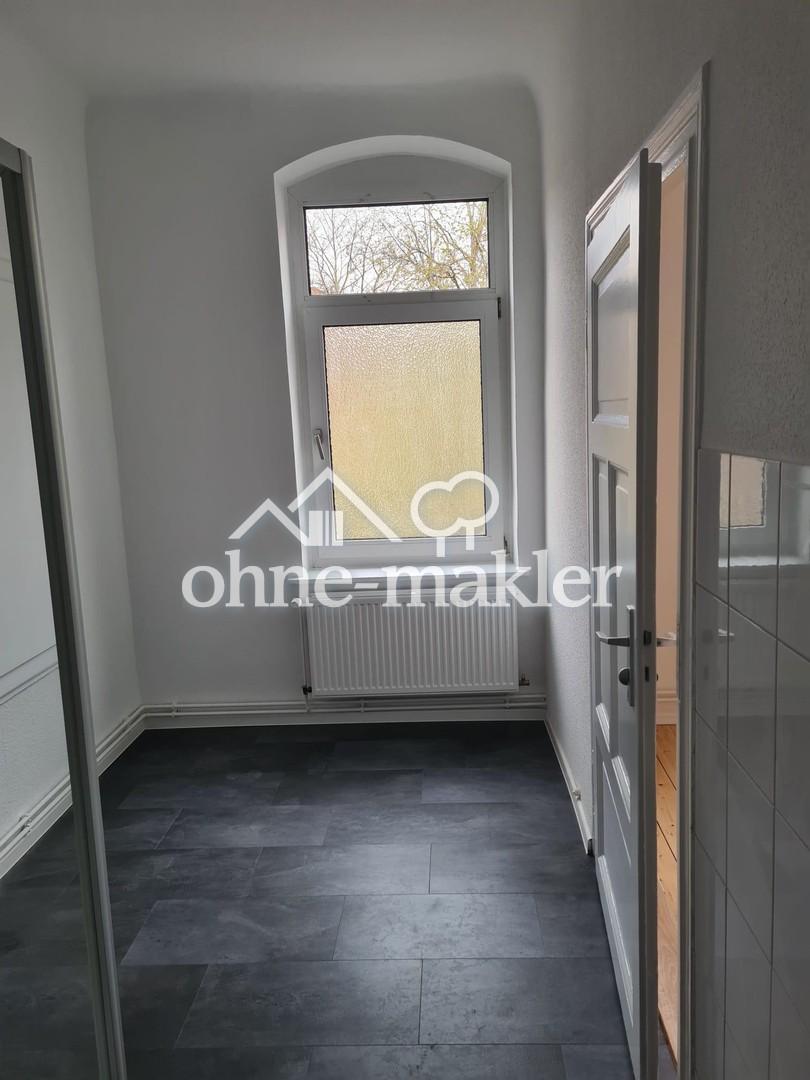 Neu sanierte, wunderschöne Altbauwohnung in zentraler Lage - Photo 3
