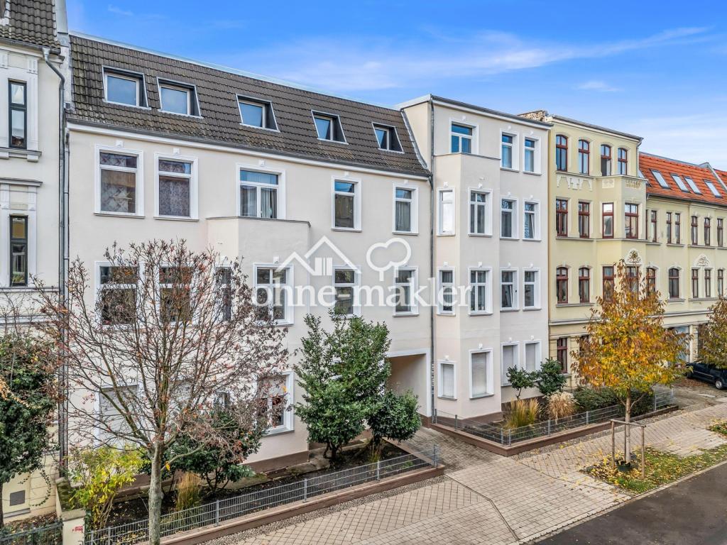 Erstbezug nach Renovierung! 2 Zimmer Wohnung mit moderner EBK im beliebten Stadtfeld-Ost - Photo 2